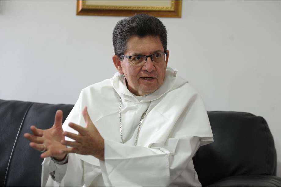 El arzobispo de Popayán y vicepresidente de la Conferencia Episcopal, monseñor Omar Sánchez, aseguró que el país necesita que sus líderes serenen los ánimos.