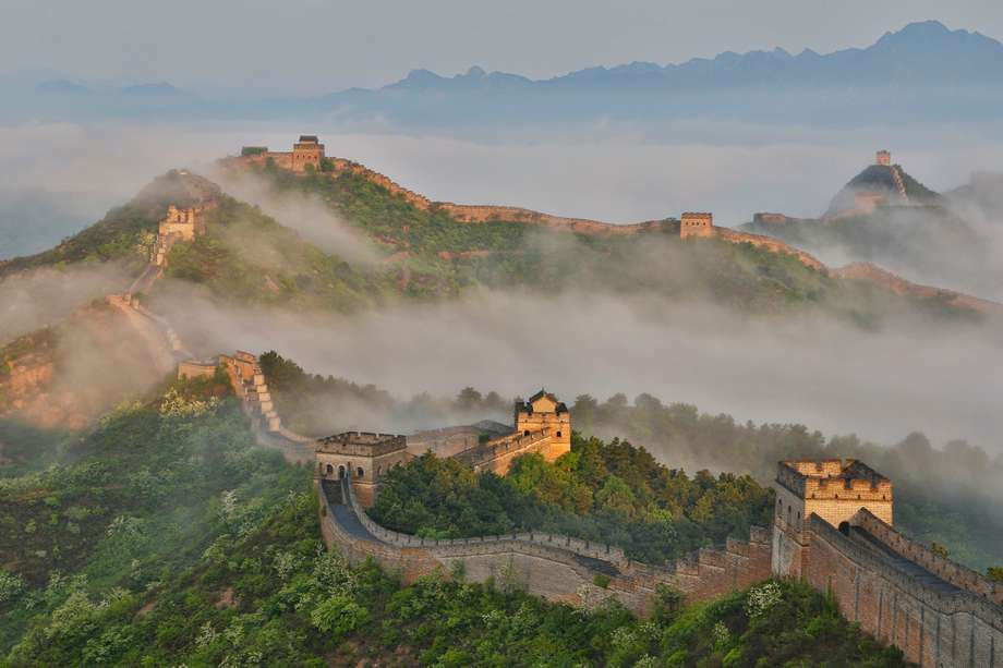 La Gran Muralla china, que fue declarada Patrimonio de la Humanidad en 1987, tiene aproximadamente 21. 196 km de longitud