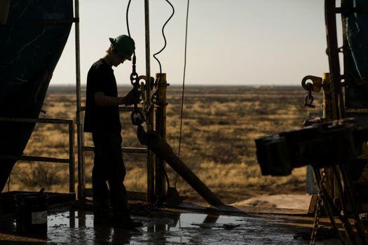 El petróleo Brent subió este jueves 4,1%./Bloomberg.