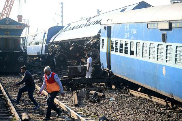 Al menos tres muertos y nueve heridos al descarrilarse tren en India