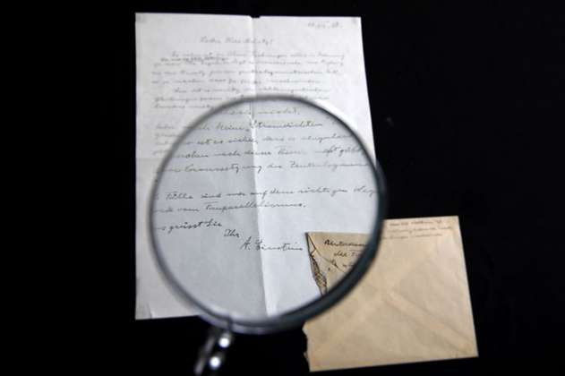 ¿Qué decían las cartas subastadas de Albert Einstein en Jerusalén?