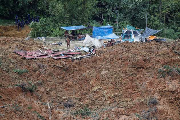 Derrumbe en Malasia dejó al menos 16 muertos y 17 desaparecidos