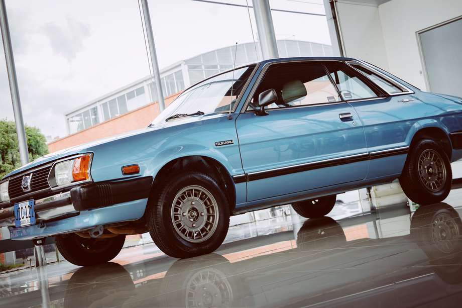 El Subaru Leone GLF de 1980 fue la versión más común de la línea coupe. Tenía un motor de 1.8 cc capaz de producir 80 HP.