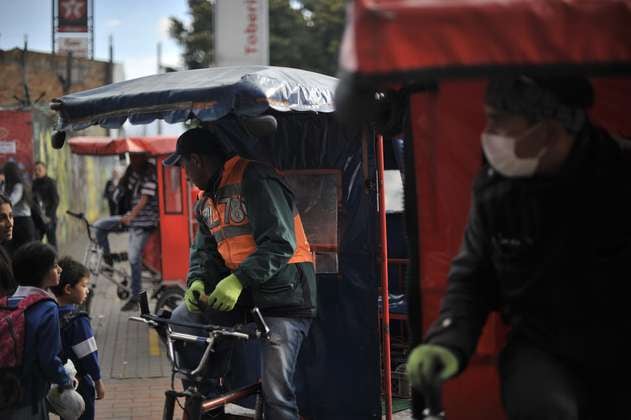 “Está prohibido el mototaxismo, no el bicitaxismo en Bogotá”: Claudia López