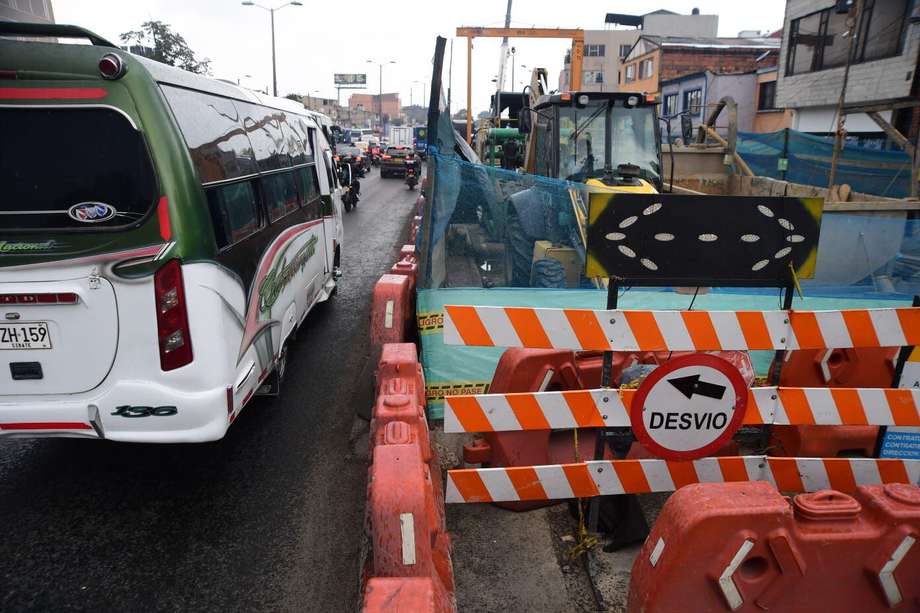 La Secretaría Distrital de Movilidad aseguró que los conductores podrán continuar circulando por los tres carriles que quedarán habilitados.