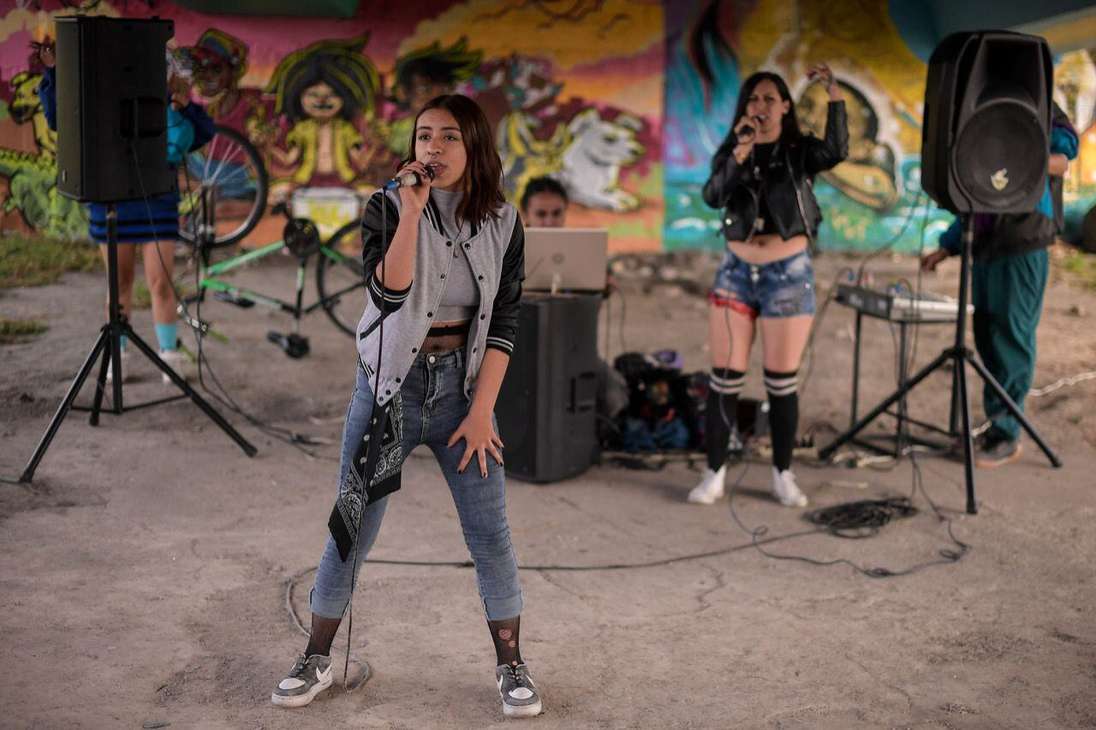 En el oriente de Bogotá se vivió un día entero de hip hop, break dance y freestyle. / Mauricio Alvarado.