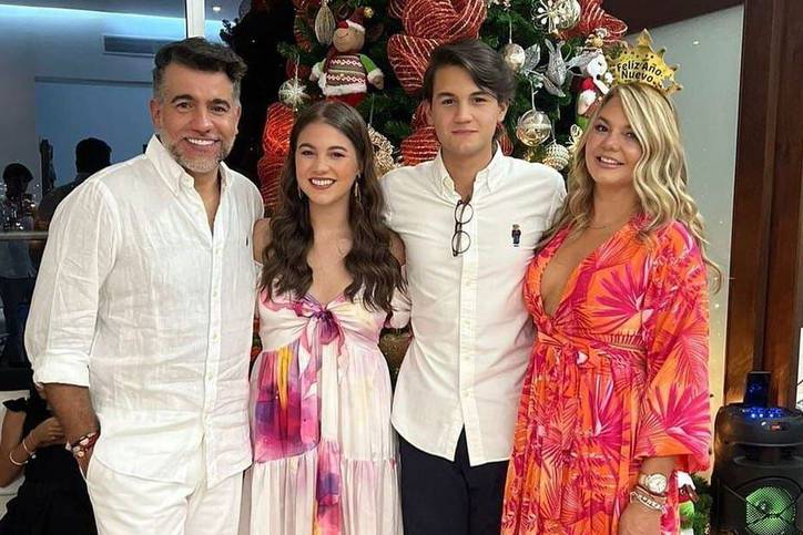 Carlos Calero y su familia.