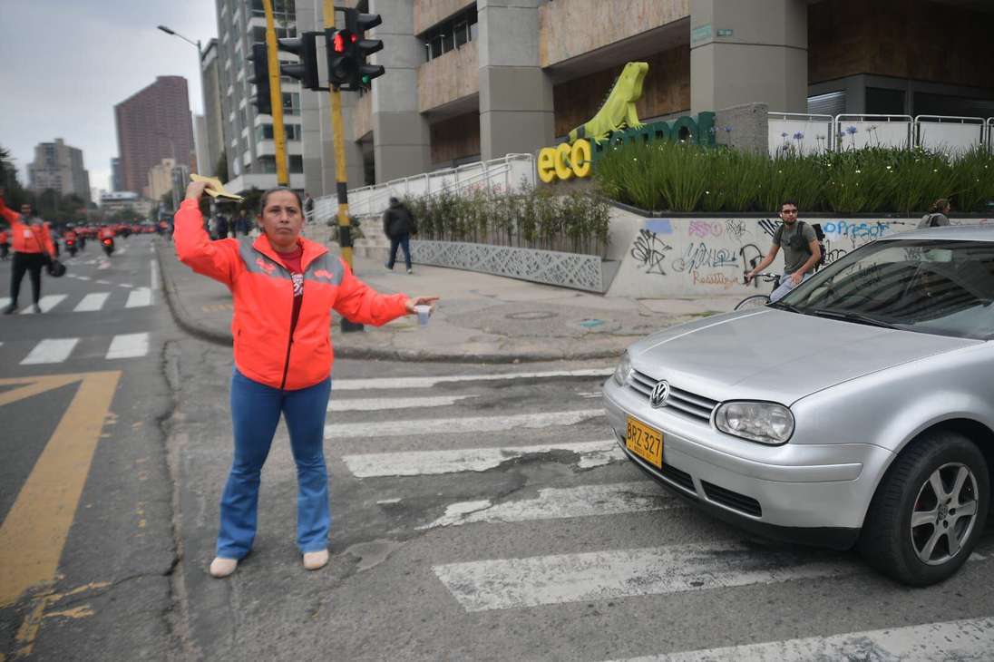 Sin embargo, hay que tener en cuenta que en Bogotá hay dos grandes sindicatos de domiciliarios de Rappi, unos rechazan las condiciones de la aplicación, pero otros están de acuerdo y por eso salieron a manifestarse.