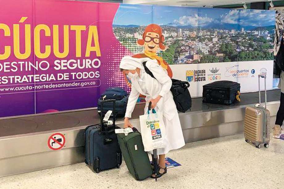 El 21 de julio se activó el aeropuerto de Cúcuta con la ruta hacia Bucaramanga y el 24 de agosto se habilitó la de Medellín. / Alcaldía de Cúcuta. 