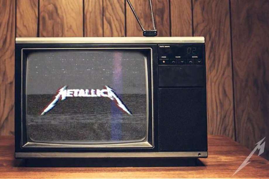 La banda ha anunciado que las ganancias obtenidas por la venta del disco "The Metallica Blacklist" serán destinadas a fundaciones.