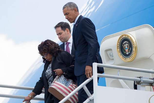 Obama llega a Orlando para reunirse con familiares de víctimas de la masacre