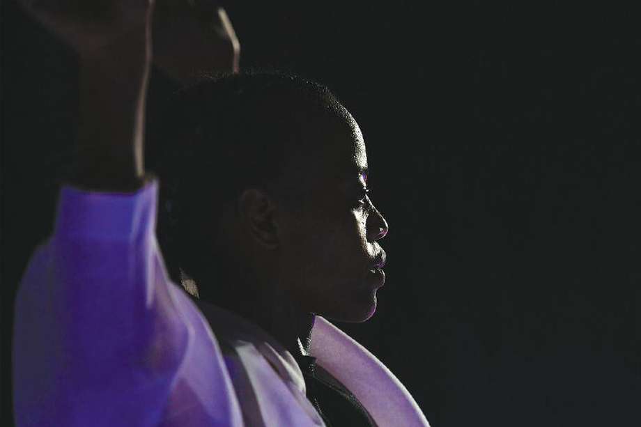 La coreógrafa Dorothée Munyaneza participó en la banda sonora de la película "Diamante de sangre". / Nelson Sierra G.