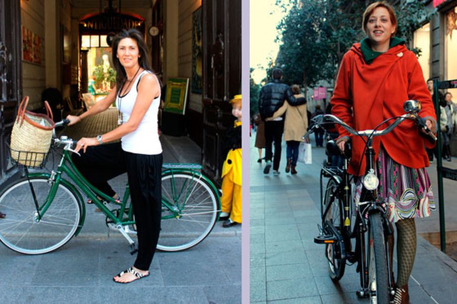 La moda es movilizarse en bicicleta