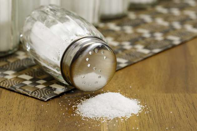 Una dieta libre de sal podría reducir en más del 15 % el riesgo de problemas cardíacos