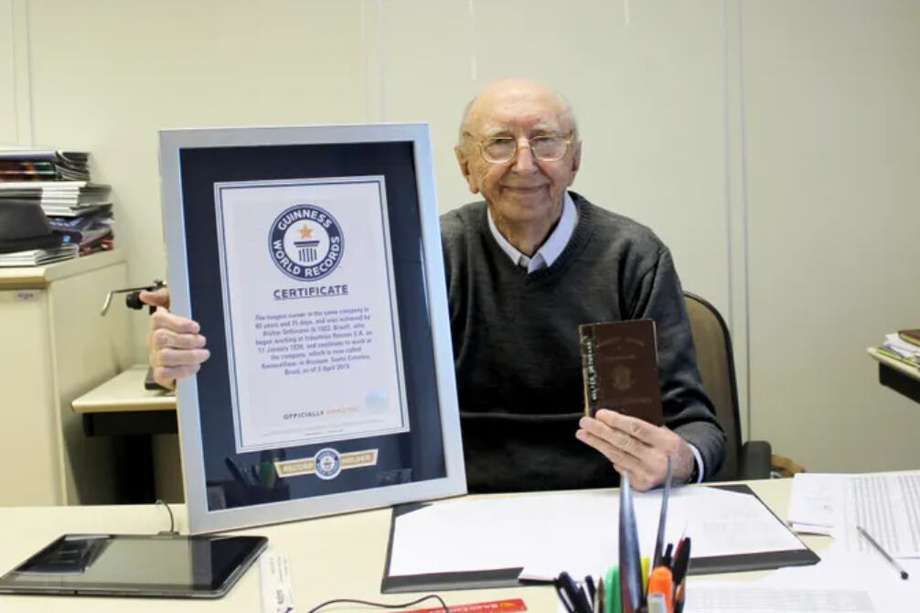 Walter Orthmann, ganador del premio Guinness por trajar 84 años en la misma empresa.