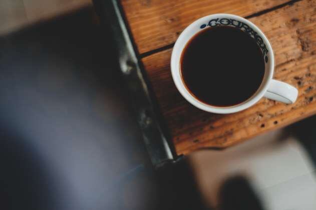 Un hombre murió por sobredosis de cafeína al beber el equivalente a 200 tazas de café