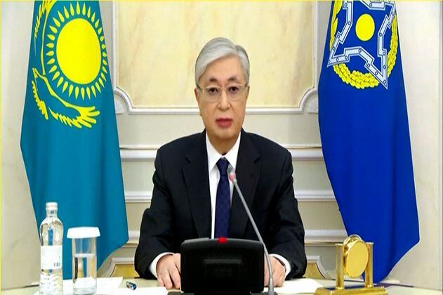 Presidente de Kazajistán anuncia la retirada de tropas rusas