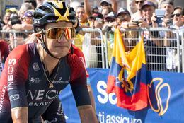 Richard Carapaz asumió el liderato del Giro de Italia 2022