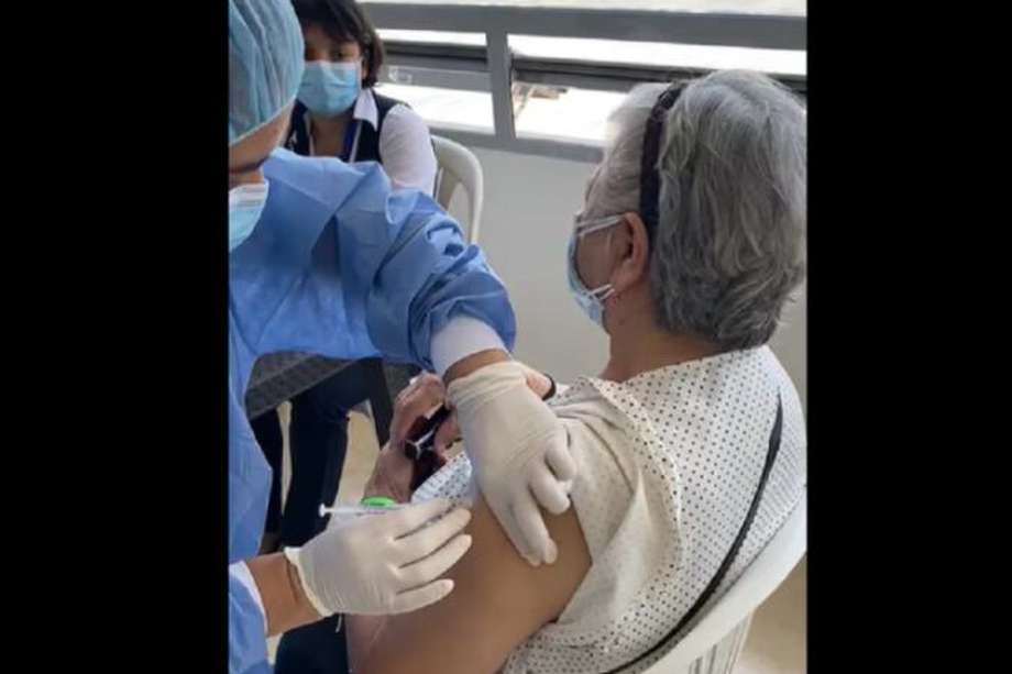 Una enfermera en Bucaramanga reconoció que se equivocó al aplicar una inyección vacía.