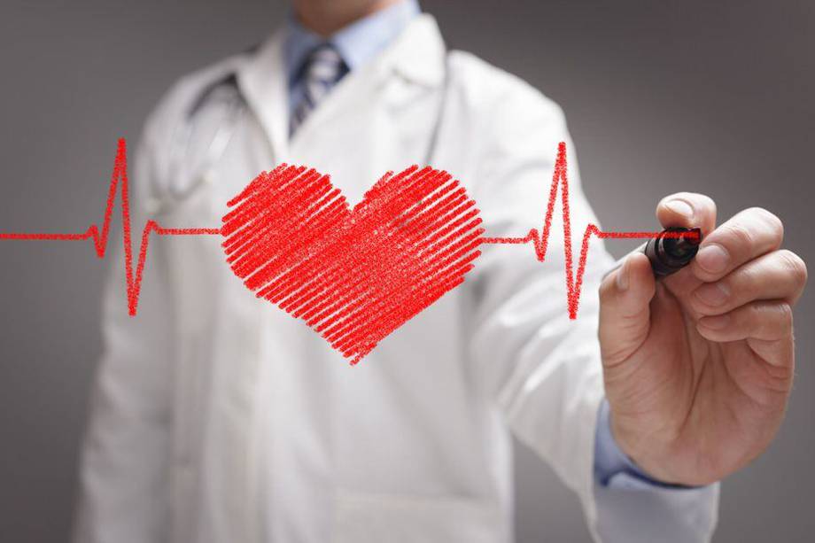 Si no sabes si estás en riesgo de padecer una enfermedad cardiovascular, te explicamos ciertas alertas que debes tener en cuenta.