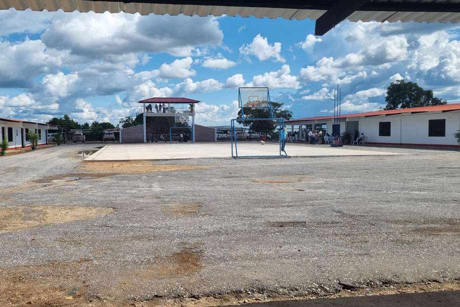 El colegio o Instituto agroecológico Sabanas del Yarí, cuenta con una granja de 330 hectáreas cultivables habilitadas.
Foto: Delegación de Gobierno en la mesa con el EMC
