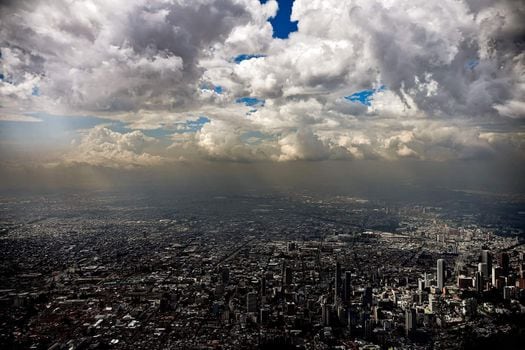 La nube de polvo llegó en la noche del miércoles a Bogotá.