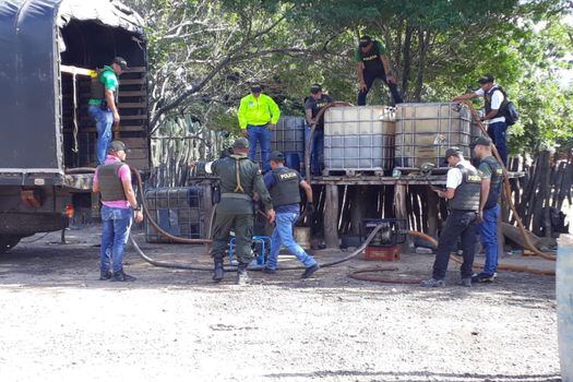 La Guajira es uno de los departamentos donde más se registra contrabando de hidrocarburos. / Cortesía Policía Fiscal y Aduanera.