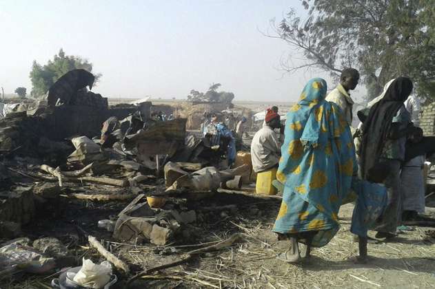 Triple atentado suicida en Nigeria deja al menos 30 personas muertas
