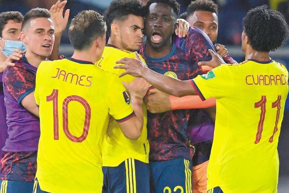 Los jugadores de la selección de Colombia festejan un tanto de Luis Díaz en las últimas eliminatorias. 