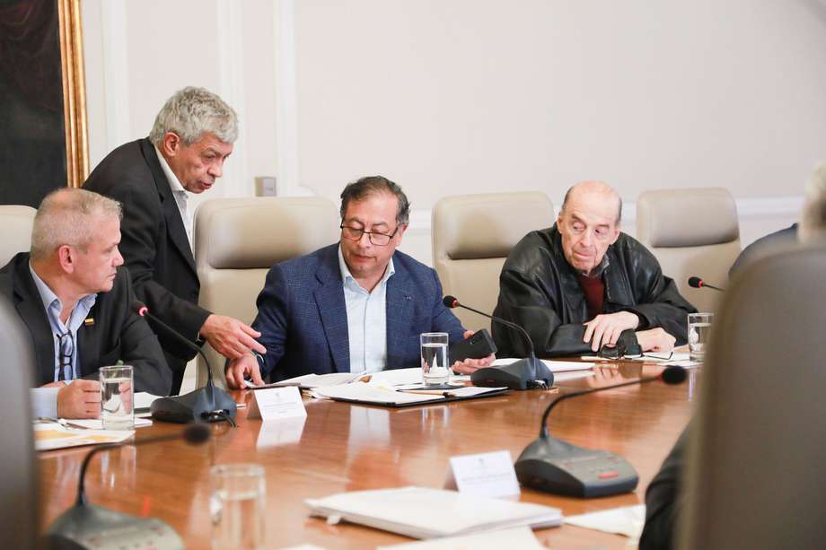 Petro reaccionó a la suspensión del canciller Leyva con un discurso enfocado en 2026.
