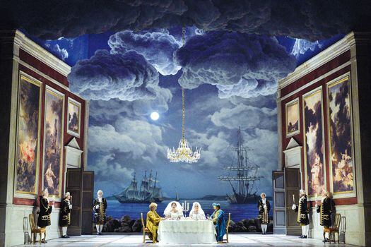 Una escena de la ópera “Così fan tutte”. / Spoleto Festival dei Due Mondi - ML Antonelli