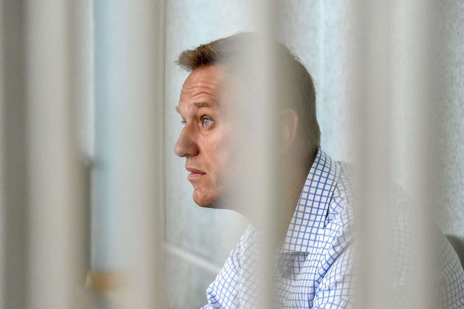 Navalny dejó de alimentarse el 31 de marzo en protesta por las malas condiciones de detención y acusó a la administración penitenciaria de impedir el acceso de un médico