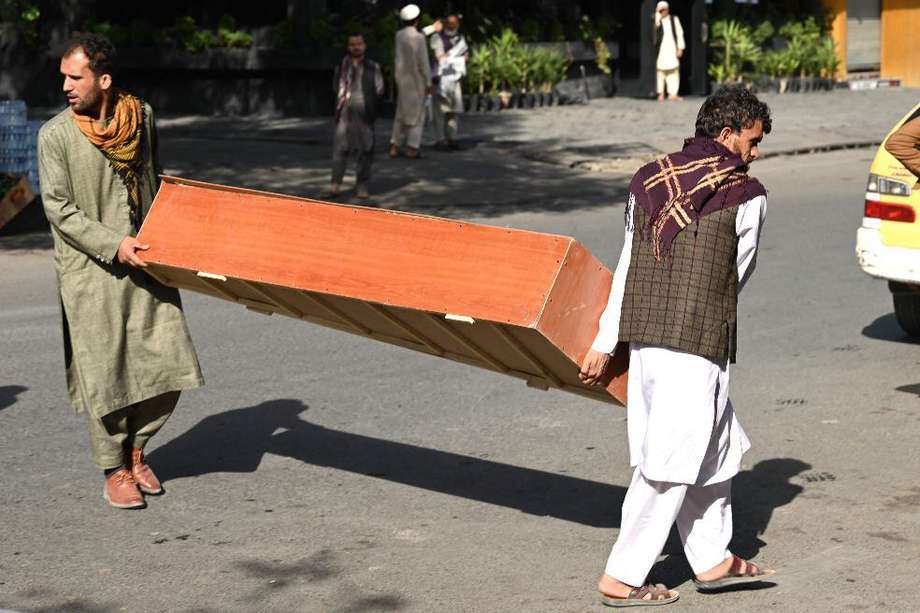 Son más de 160 las víctimas del Estado Islámico, grupo terrorista que cometió la masacre. La mayoría afganos que esperaban escapar del país.