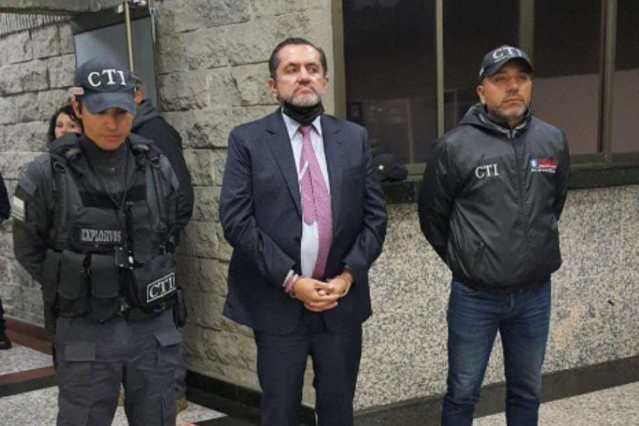 Mario Castaño fue capturado en el Congreso después de ser revelado el entramado de corrupción que él dirigía. 