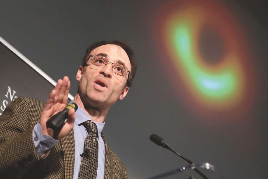Sheperd Doeleman, director del Telescopio Horizonte de Sucesos.  / AFP