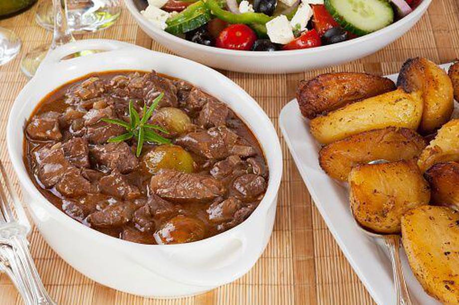 Carne en goulash receta colombiana para hacerla en casa
