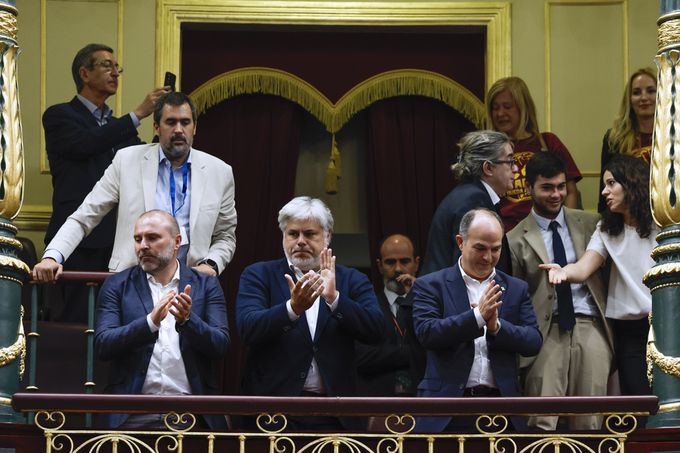 Amnistía para intependentistas catalanes fue aprobada en el Senado de España