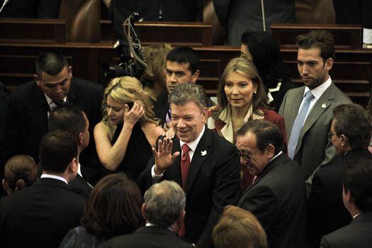 El presidente Juan Manuel Santos, ayer, a su llegada al Capitolio donde instaló el Congreso 2014-2018. /Andrés Torres