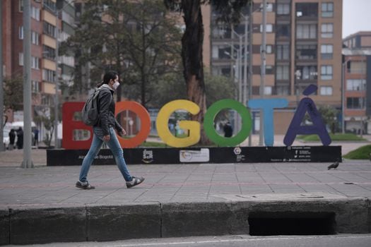 Aspectos generales de Bogotá, en el primer día del simulacro de aislamiento preventivo, a causa del coronavirus.