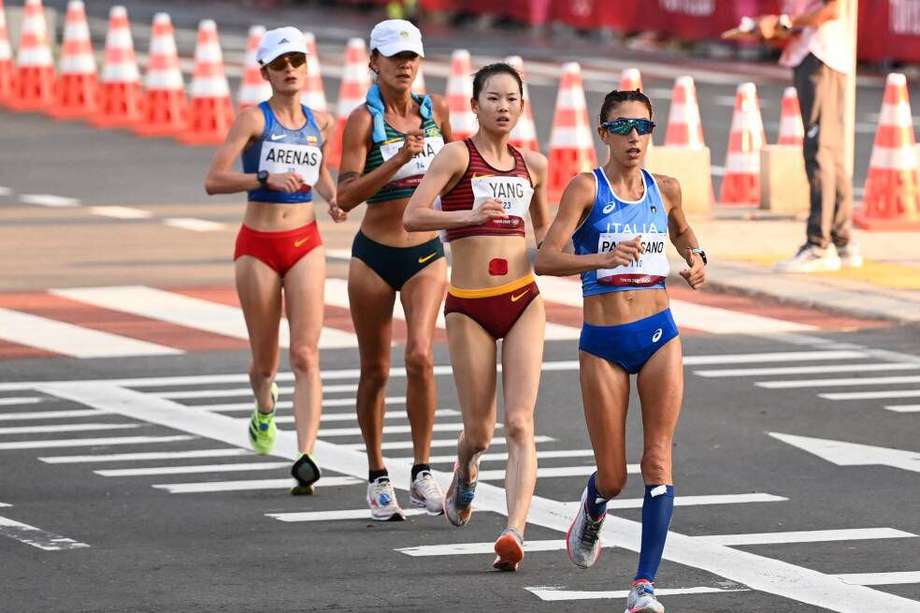 Sandra Lorena Arenas, cuarta, siempre estuvo en el grupo de punta en la prueba de los 20 kilómetros marcha de Tokio 2020.