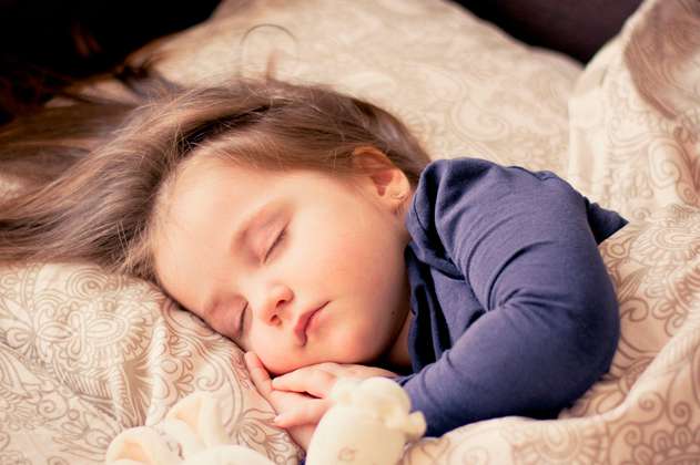 ¿Cuáles son los impactos de no dormir bien en los cerebros de los niños? Nuevas pistas