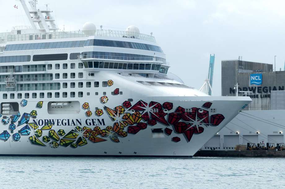 Norwegian Gem, de la compañía Norwegian Cruise.