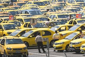 Competaxi, la medida con la que el Gobierno entregará transferencias a taxistas
