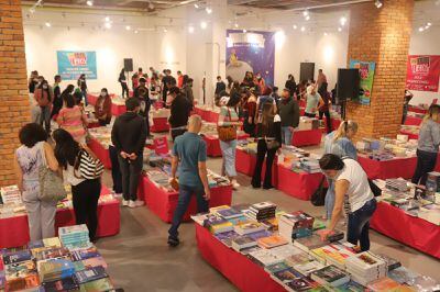 Asista al Gran Outlet de libros en el Valle de Aburrá: más de 500.000 obras