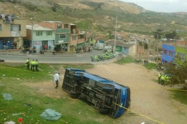 Volcamiento de bus del SITP dejó un muerto y 18 heridos, en Ciudad Bolívar