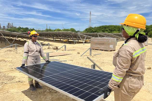 Cartagena, la primera ciudad de Latinoamérica con un parque solar en una refinería