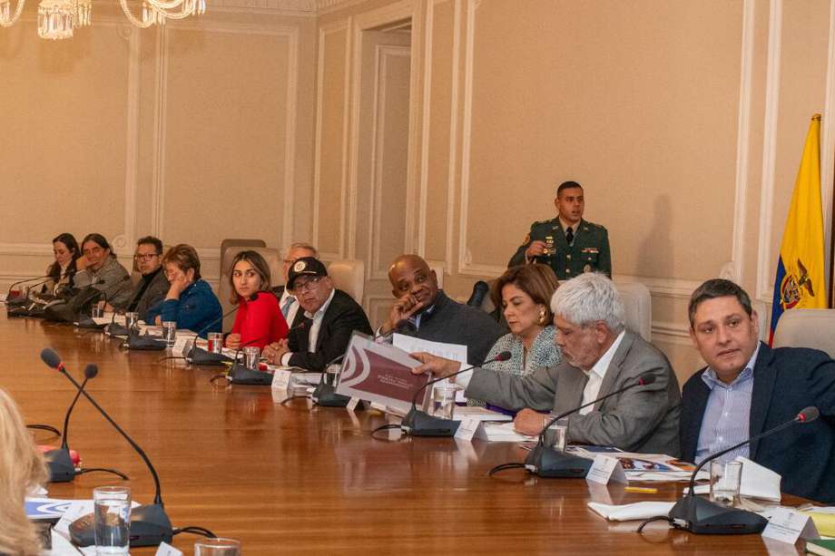 El presidente Gustavo Petro ya les exigió mayor compromiso a los miembros de su gabinete durante el consejo de ministros del pasado primero de abril.