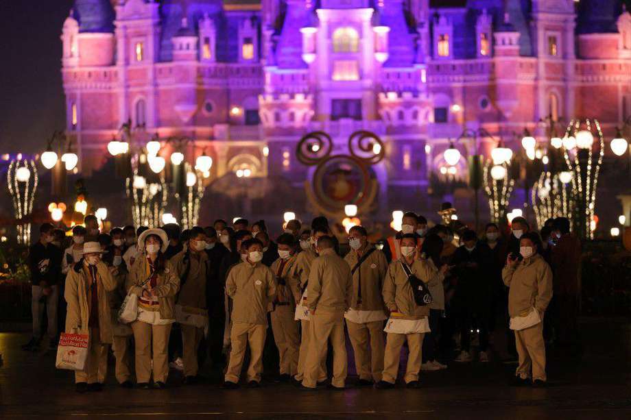 Un caso positivo se detectó el sábado en el Disneyland de Shanghái.