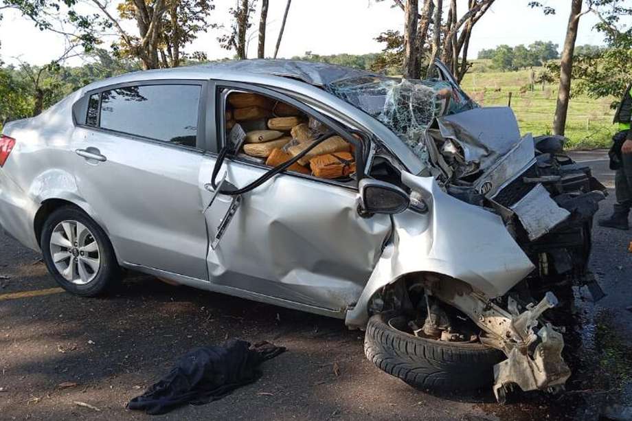 El accidente ocurrió luego de que el conductor evadiera un puesto de control en la troncal del Magdalena Medio.