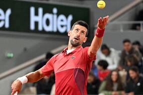 Roland Garros: Djokovic venció a Musetti e igualó marca de Roger Federer